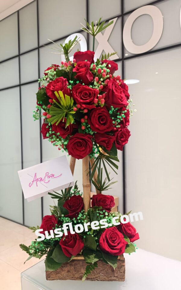 Diseño Floral Rosas Dos Niveles