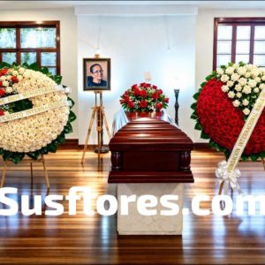 IMAGEN EN SALA DE CORONAS FUNEBRES